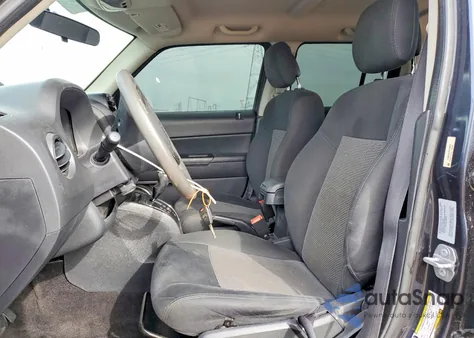 2015 Jeep Patriot Sport z USA, uszkodzony, nr VIN 1C4NJPBA2FD106971